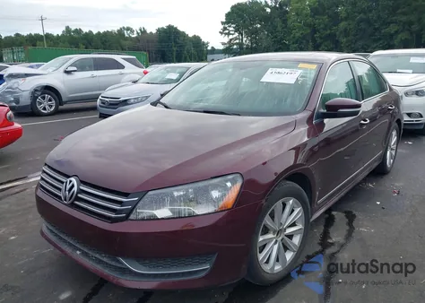 2013 Volkswagen Passat 2.5L Sel z USA, uszkodzony, nr VIN 1VWCP7A31DC036209